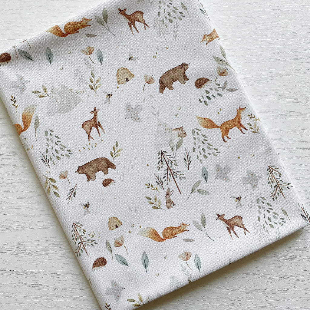 woodland animals baby splash mat with bears, deers, beehives and foliage