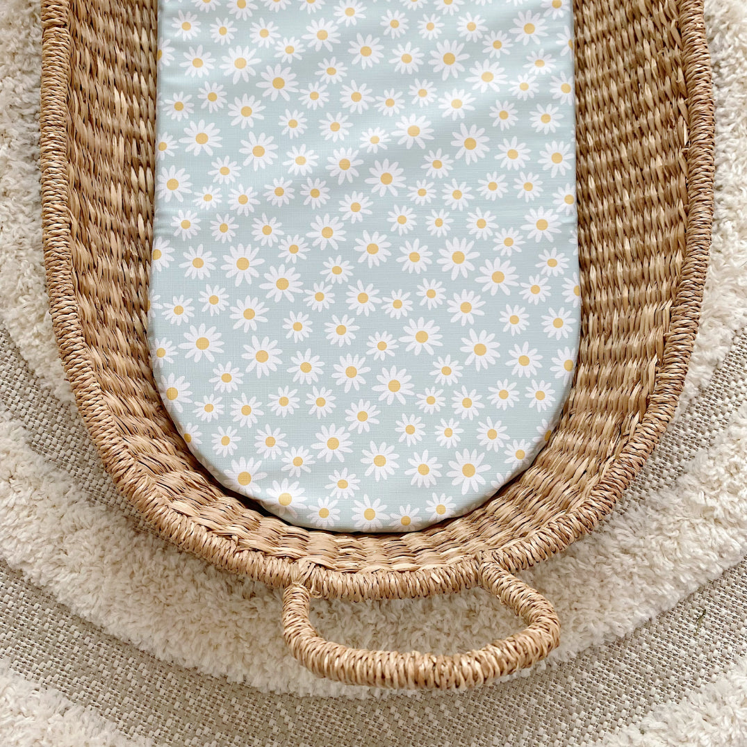 Basket Changing Mat - Daisy Print | Bobbin and Bumble.